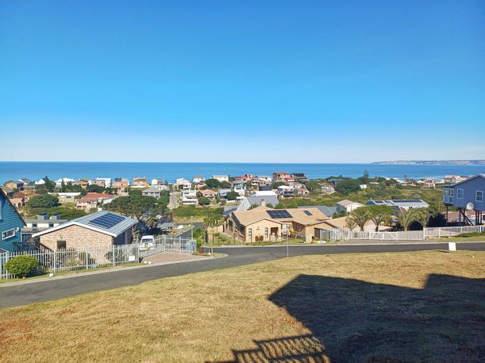 Tergniet Vacant Land For Sale: 799m² with ocean views, ideal for dream home.