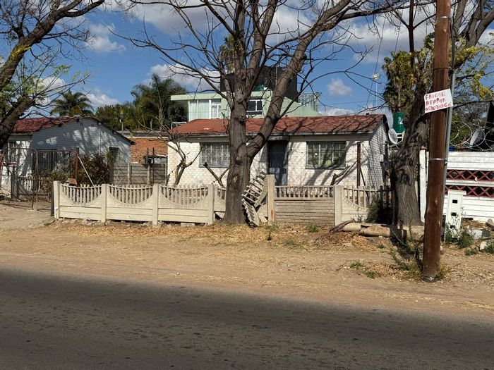 House For Sale in Nirvana: Development potential near schools and shopping amenities.