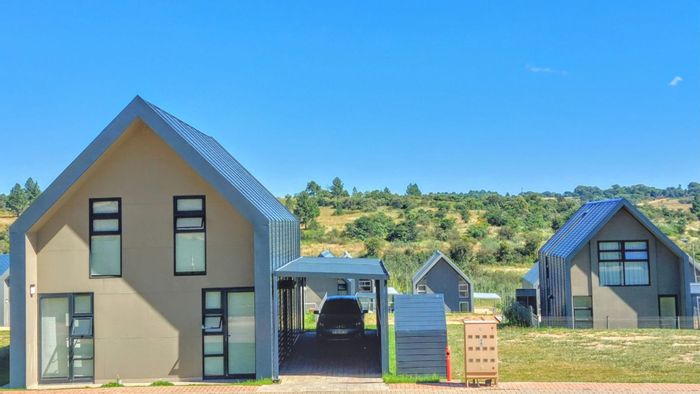 For Sale: House in Nooitgedacht with solar power, borehole water, and secure community.
