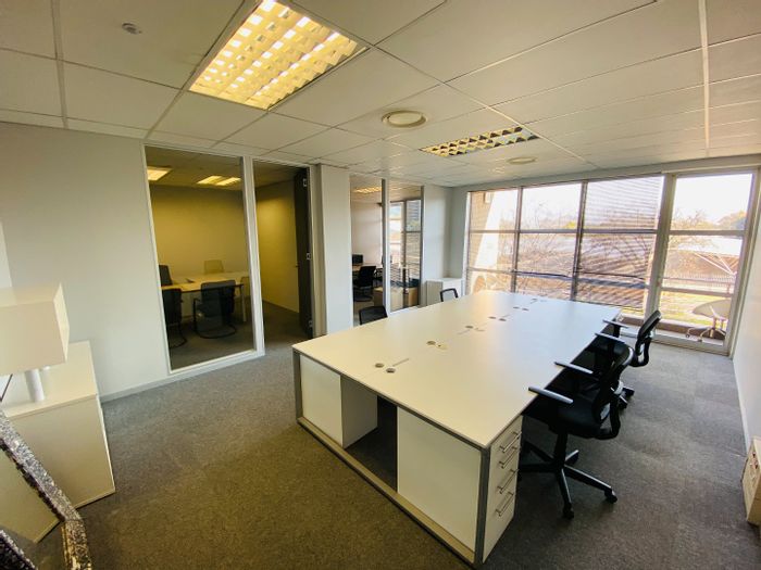 Die Hoewes Commercial Office To Rent: Serviced space with shared amenities and parking.