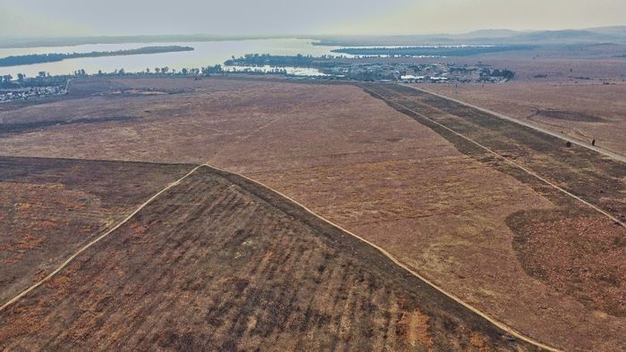 Vacant Land Residential in Vaal Marina Central For Sale - Wildlife, Views, Off-Grid Potential.