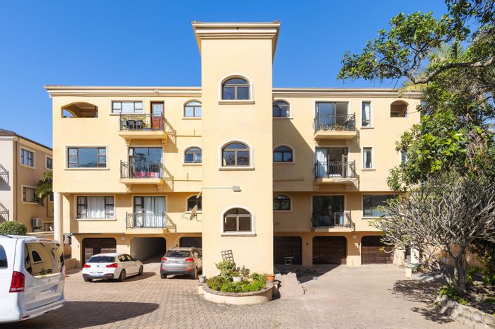 Beachfront apartment in Shelly Beach for sale with private pool and direct access.