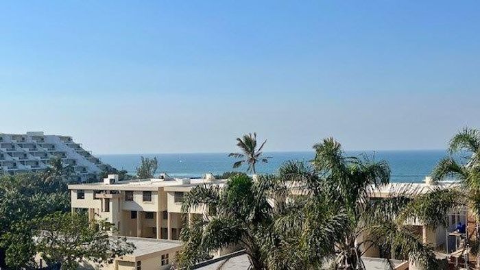 For Sale: Apartment in Margate North Beach with pool, entertainment area, and pet-friendly.