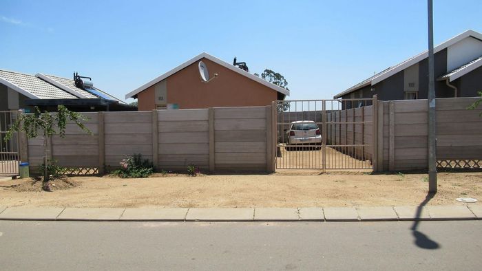 2-Bedroom House in Sky City, near mall and schools, For Sale.