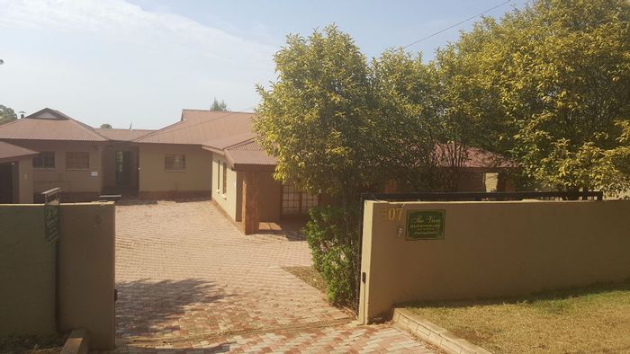 Property #ENT0186618, House for sale in Dullstroom Central