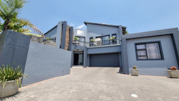 Property #ENT0241641, House for sale in Greenstone Hill