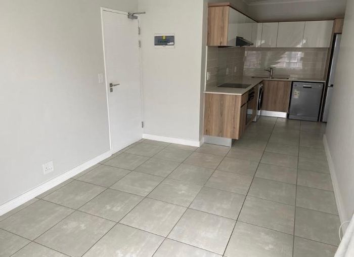 For Sale: 1-Bed Apartment in Blyde Riverwalk Estate with exclusive amenities and no loadshedding.