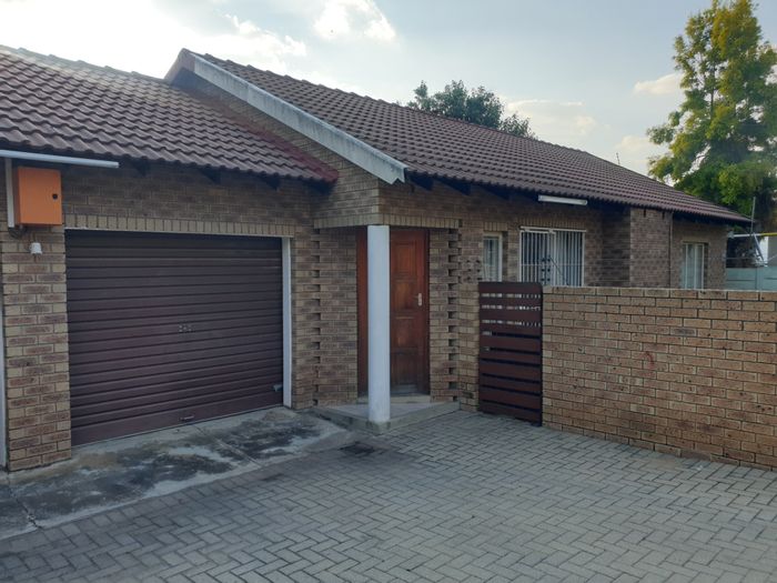 3-Bedroom Townhouse For Sale in Polokwane Central, pet-friendly with garden and garage.