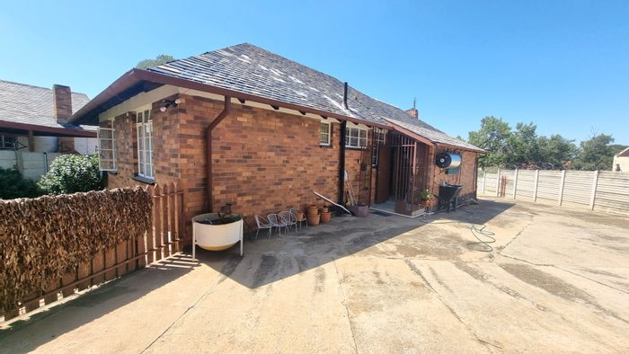 Property #ENT0244492, House for sale in Stilfontein Central