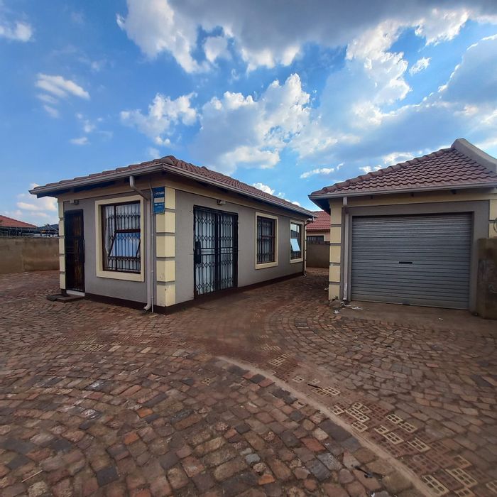 Property #ENT0247201, House for sale in Dawn Park