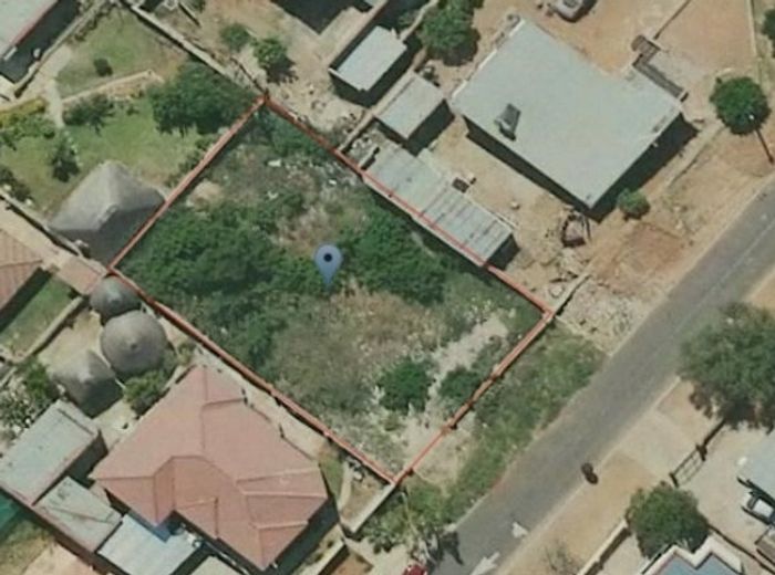 Vacant Land Residential For Sale in Soshanguve Ext with city services access.