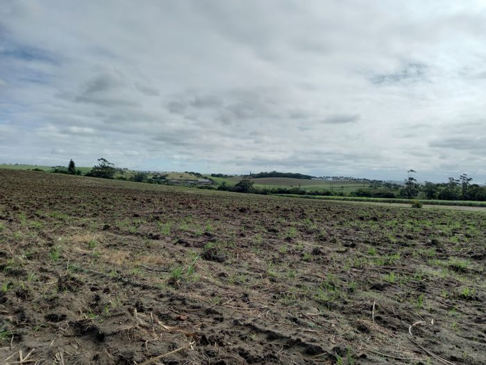 Fraser Farm For Sale: 50 ha zoned agricultural, ideal for development opportunities.