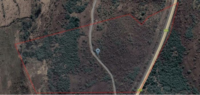 Albert Falls Small Holding For Sale: 25.5 hectares with stream access, ideal for development.