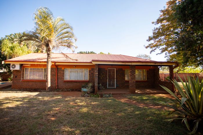 Property #ENT0254642, House for sale in Protea Park