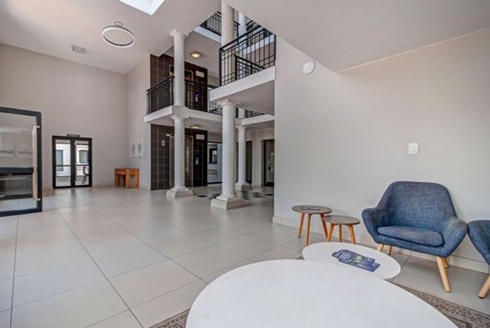 For Sale: 2 Bed, 2 Bath Apartment in Edenburg with Pool and Underground Parking.