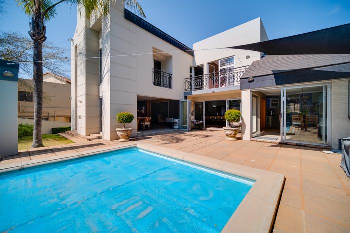 Exquisite Waterkloof Ridge House For Sale: Opulent Design, Panoramic Views, Premium Amenities