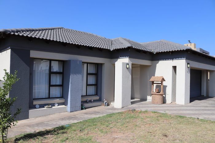Property #ENT0257560, House for sale in Woodhill Estate