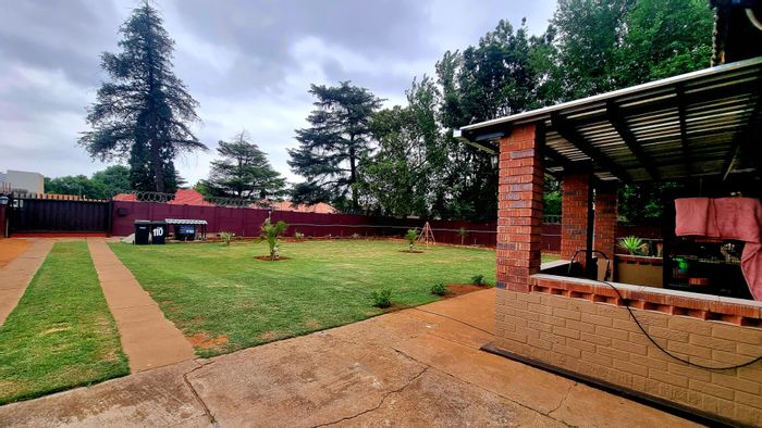 Property #ENT0257701, House for sale in Stilfontein Ext 3