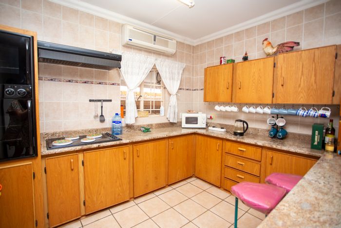 Property #ENT0259609, Townhouse sold in Chroompark