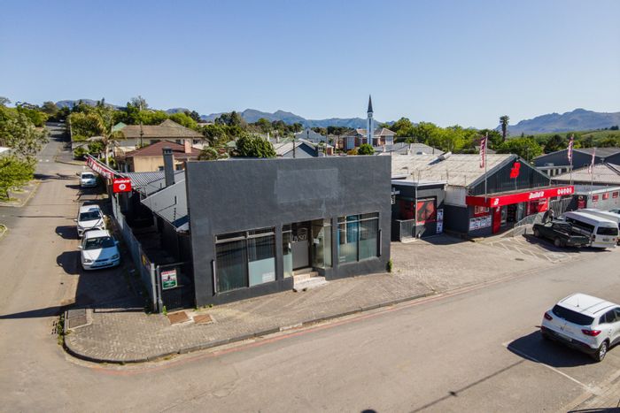 Property #ENT0261881, Office sold in Grabouw Central