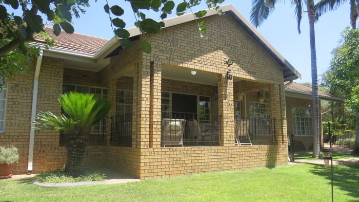 Property #ENT0262606, House for sale in Modimolle Central