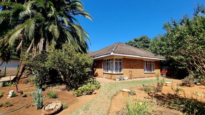Property #ENT0264224, House for sale in Stilfontein Ext 4