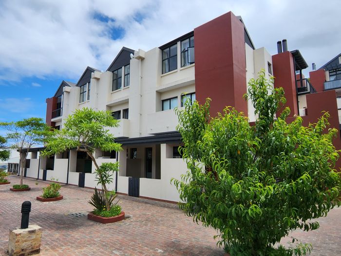 Property #ENT0264455, Apartment for sale in Knysna Central