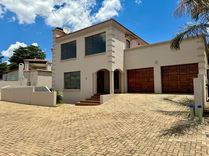 Northcliff House For Sale: 3 bedrooms, double garage, secure estate living.