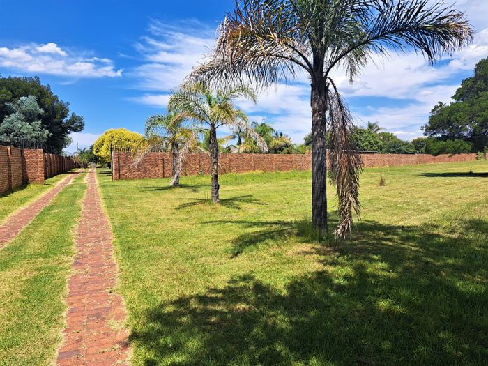 Property #ENT0265380, Farm for sale in Mooikloof