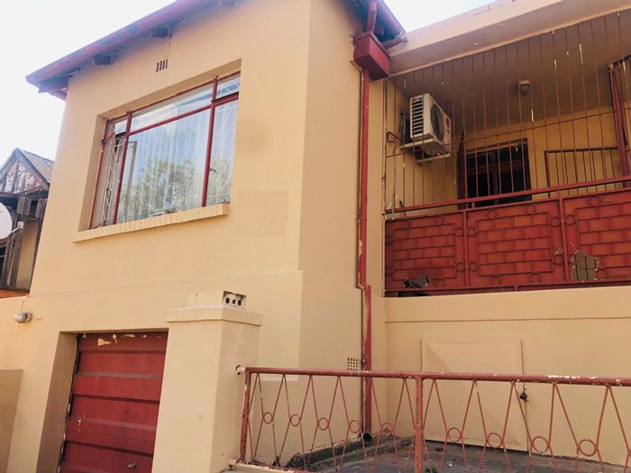 Property #ENT0266460, House for sale in Jeppestown