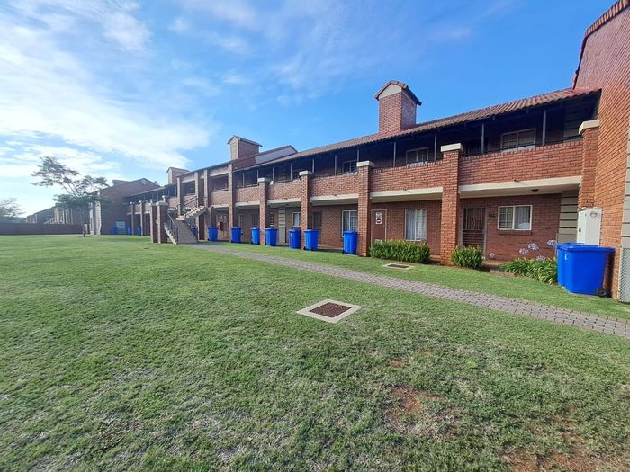Property #ENT0266438, Apartment for sale in Mooikloof Ridge