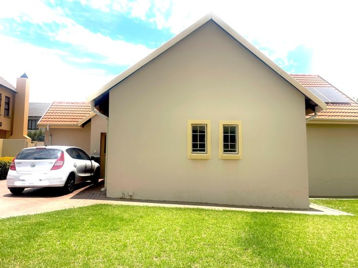 Property #ENT0266505, House for sale in Brooklands Lifestyle Estate