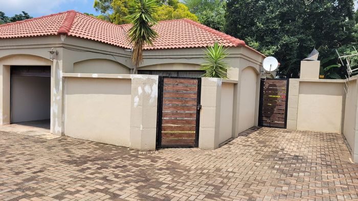 Townhouse for Sale in Polokwane Central: 2 beds, private braai, secure parking.