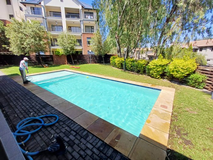 Property #ENT0267546, Apartment for sale in Kyalami Hills
