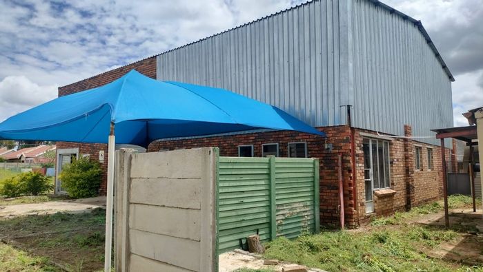 Commercial Property For Sale in Annadale: Offices, retail space, workshop, ample parking.