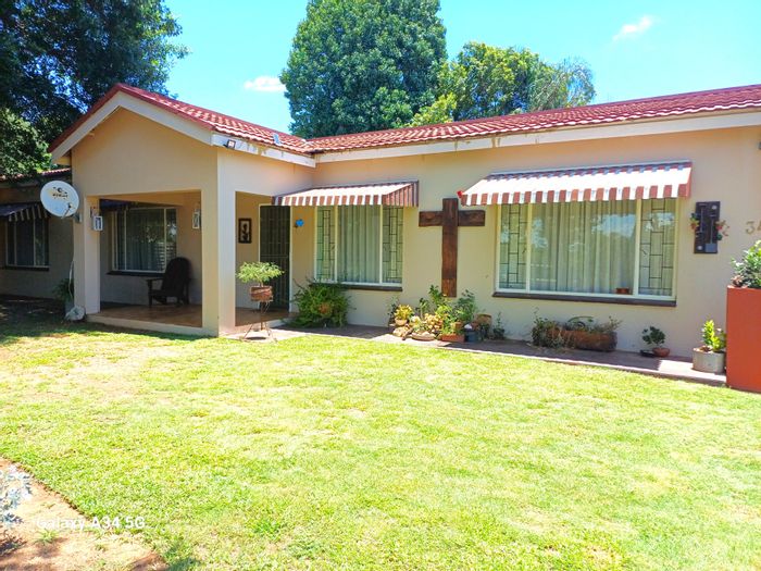 Property #ENT0268247, House for sale in Modimolle Central