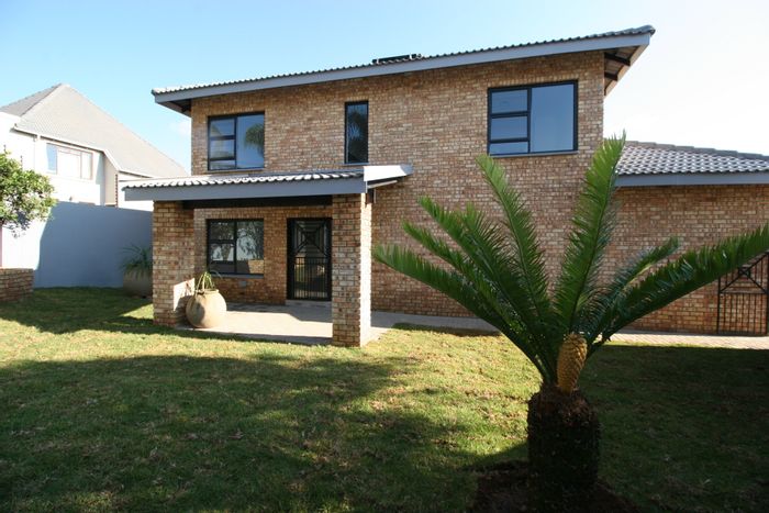 Property #ENT0268667, House for sale in Radiokop