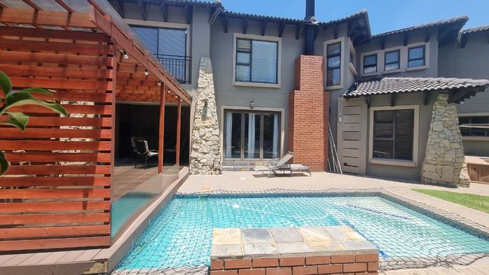 Property #ENT0268808, House for sale in Greenstone Hill