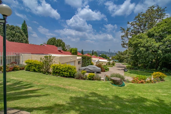 Property #ENT0269196, Townhouse for sale in Bryanston