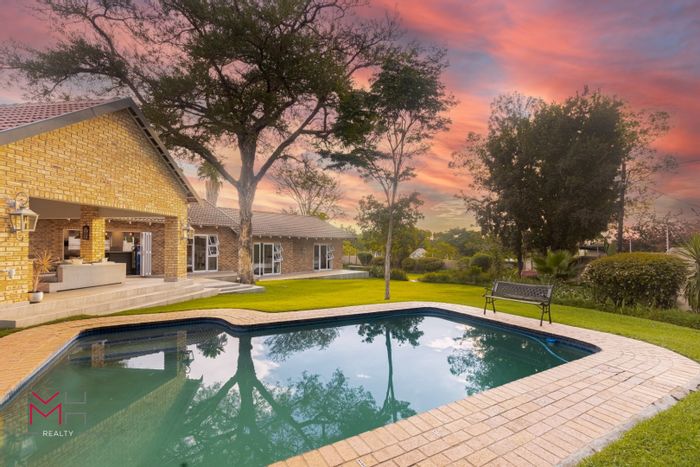 Property #ENT0269223, House sold in Douglasdale