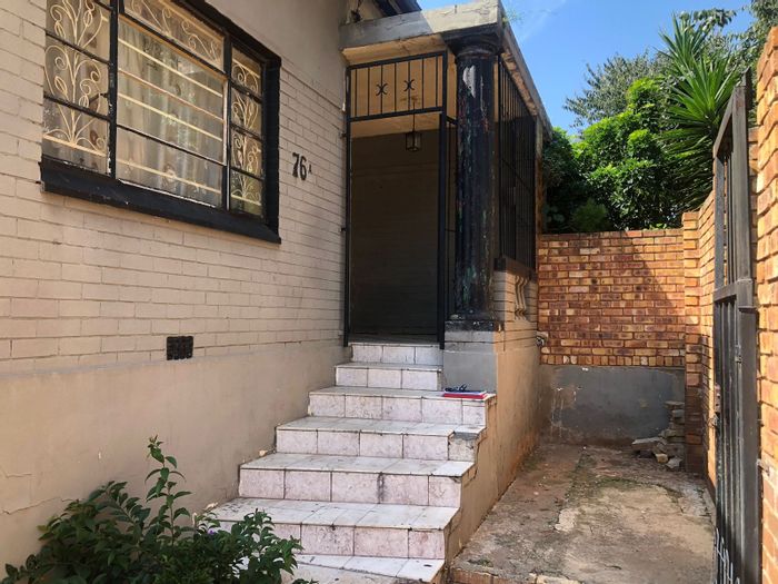 Property #ENT0269786, House for sale in Rosettenville