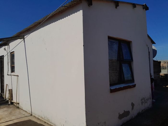 Property #ENT0269915, House for sale in Kwazakhele