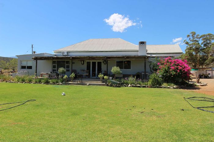 Property #ENT0270030, Farm for sale in Ladismith Rural
