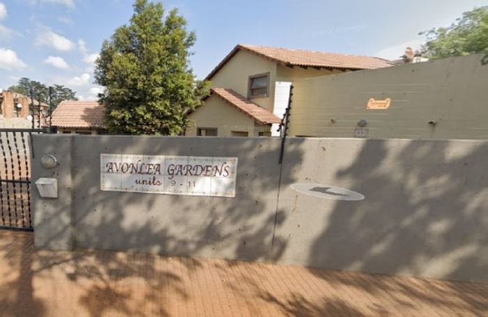 Property #ENT0270248, Townhouse for sale in Germiston North