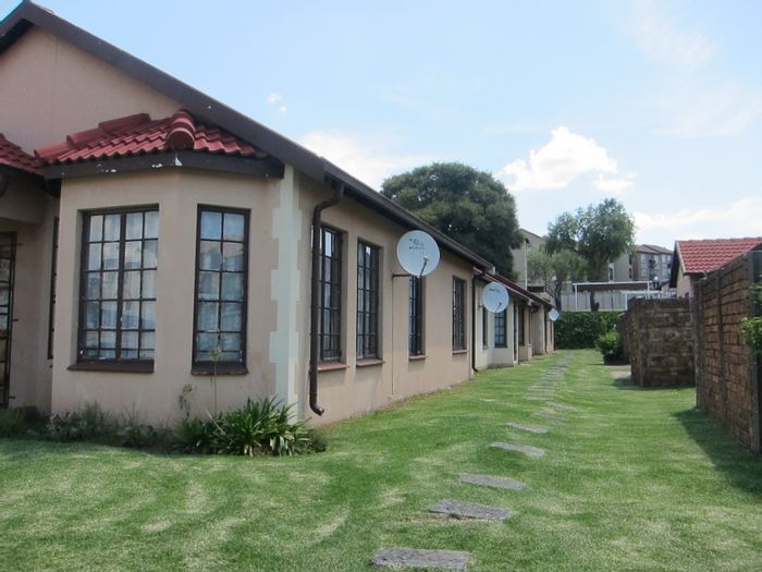 Property #ENT0270213, Townhouse for sale in Meredale