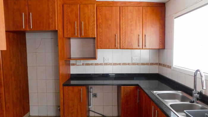 Property #ENT0270644, Townhouse for sale in Pinetown Central