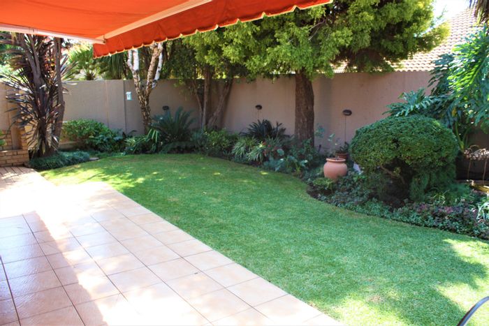 Property #ENT0270660, Townhouse for sale in Northcliff