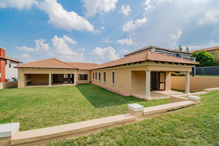 Property #ENT0270686, House for sale in Blue Valley Golf Estate