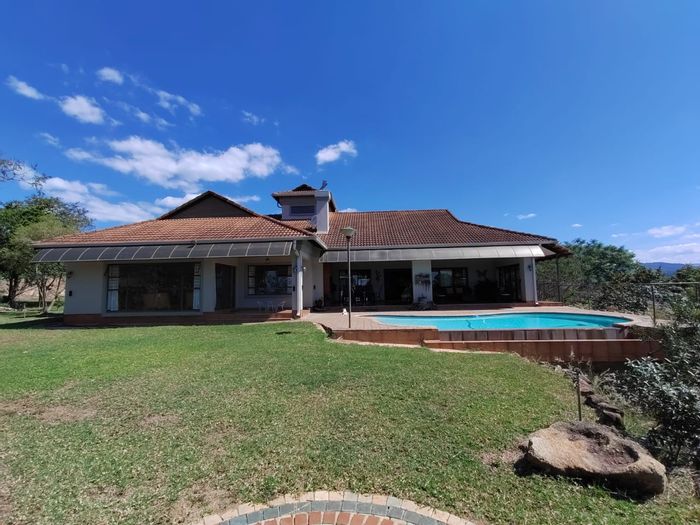 For Sale: Granite Hill House with 3 Bed, En-suite Bathrooms, Lush Lapa & Pool