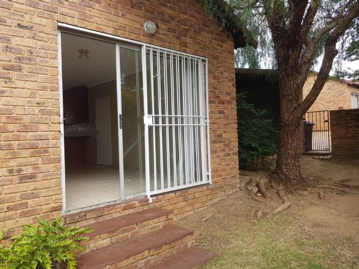 Property #ENT0270826, Townhouse for sale in Honeydew Ridge